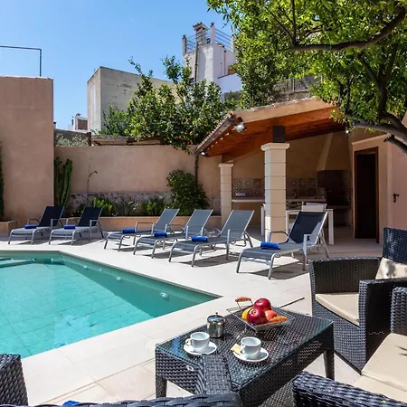 Historic Townhouse Casa Roca Horta 4 Bedrooms *