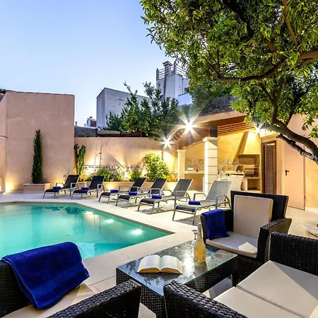 Villa Historic Townhouse Casa Roca Horta 4 Bedrooms Pollença