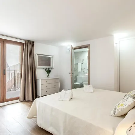 Historic Townhouse Casa Roca Horta 4 Bedrooms Sun Terrace Town Mountain Views 빌라