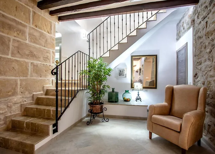 Historic Townhouse Casa Roca Horta 4 Bedrooms Villa Pollensa