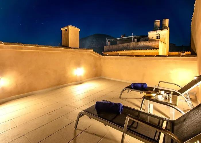 Historic Townhouse Casa Roca Horta 4 Bedrooms *