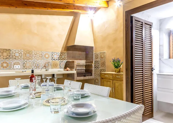 Villa Historic Townhouse Casa Roca Horta 4 Bedrooms