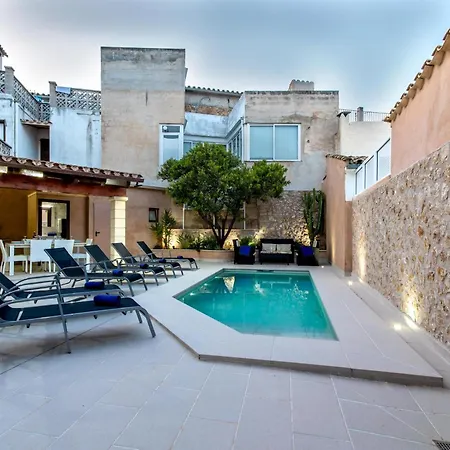 Historic Townhouse Casa Roca Horta 4 Bedrooms *