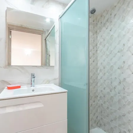 Historic Townhouse Casa Roca Horta 4 Bedrooms فيلة