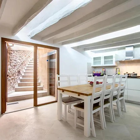 Villa Historic Townhouse Casa Roca Horta 4 Bedrooms