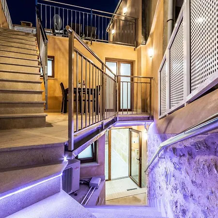 فيلة Historic Townhouse Casa Roca Horta 4 Bedrooms *