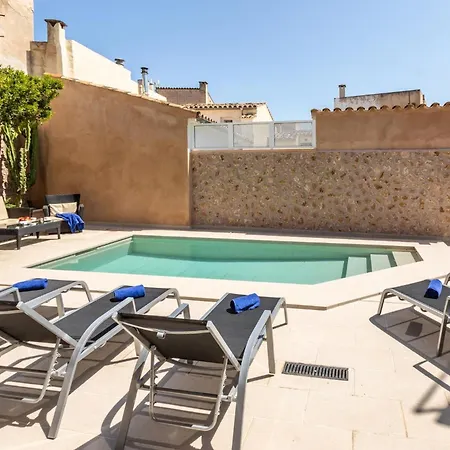 Historic Townhouse Casa Roca Horta 4 Bedrooms *