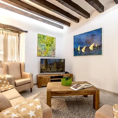 فيلة Historic Townhouse Casa Roca Horta 4 Bedrooms
