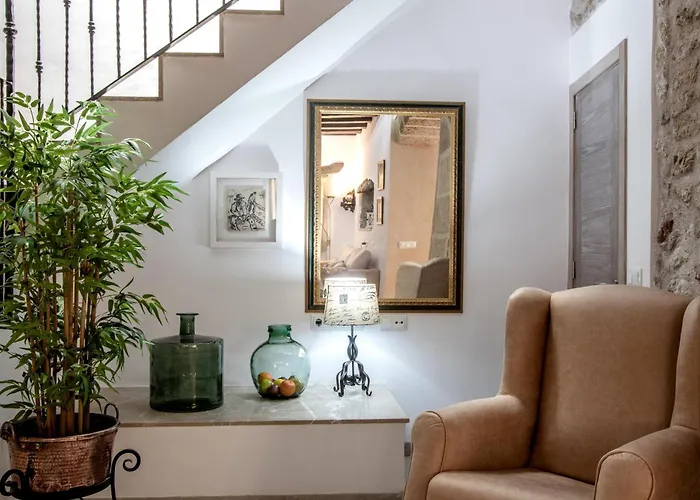 Historic Townhouse Casa Roca Horta 4 Bedrooms * Pollenca