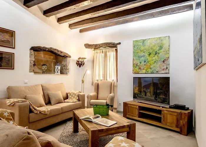 Villa Historic Townhouse Casa Roca Horta 4 Bedrooms